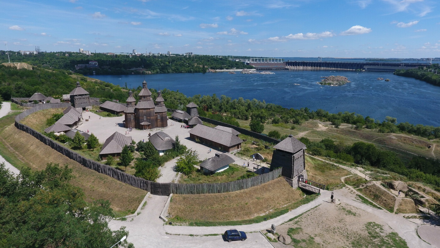 Остров хортица в запорожье фото