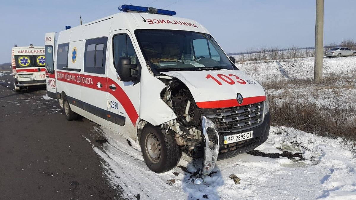 В Бердянске в ДТП попали автомобиль полиции и скорой помощи, - ФОТО, фото-3