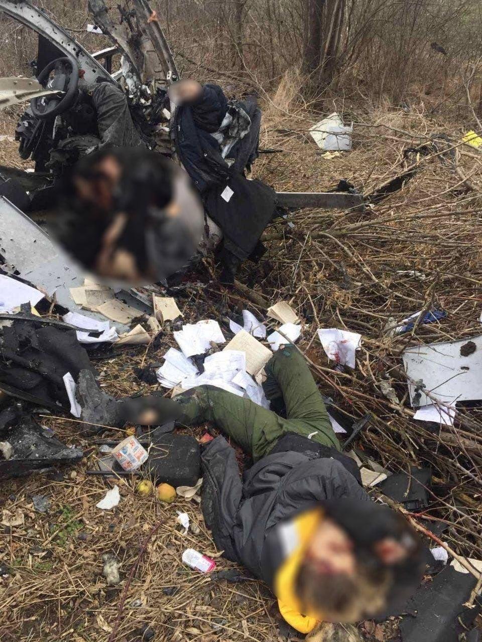 У Запорізькій області російські солдати на танку обстріляли автомобіль із співробітниками Укрпошти, які розвозили пенсію 