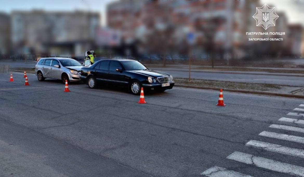 У Запоріжжі п’яний водій скоїв ДТП біля пішохідного переходу