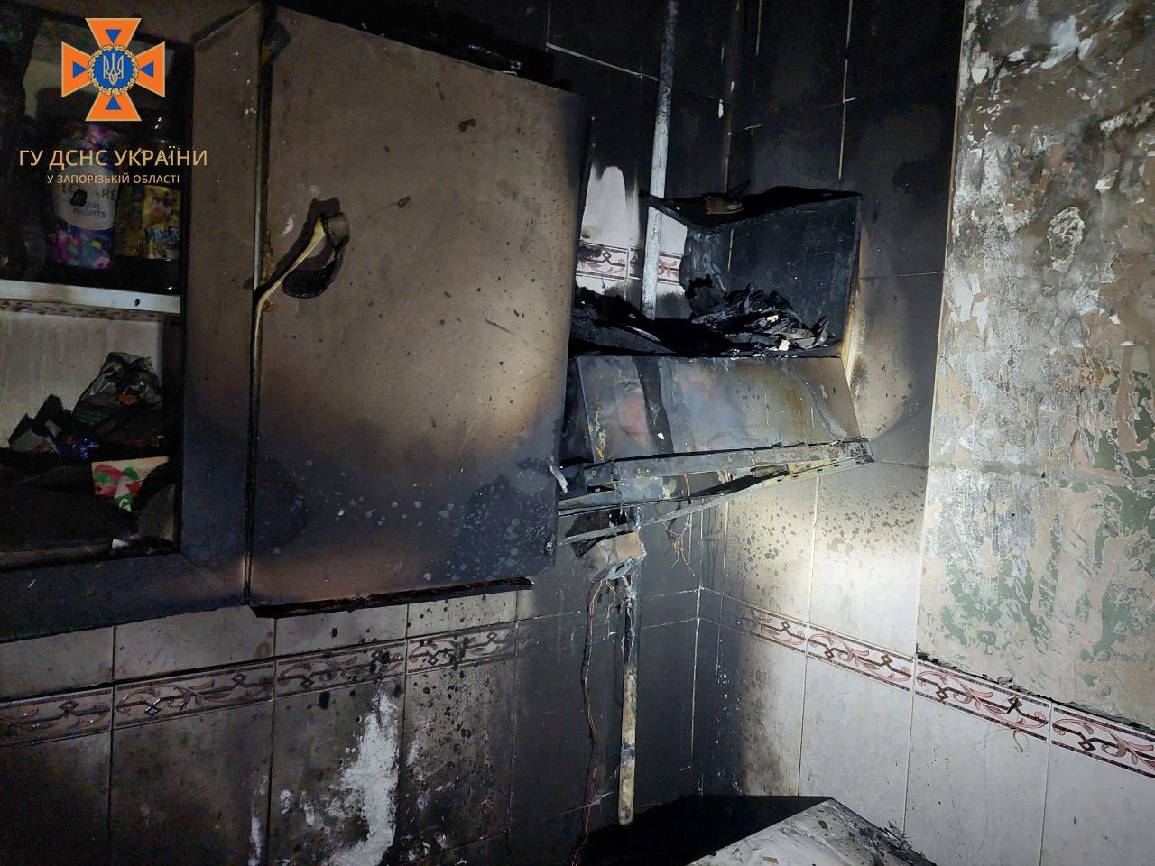 У Запоріжжі під час пожежі у багатоповерхівці постраждав 30-річний чоловік