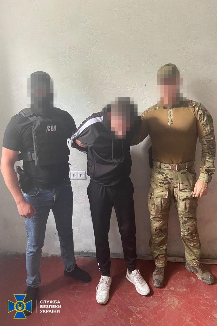 СБУ затримала “поліцейського” з тимчасово окупованого Мелітополя