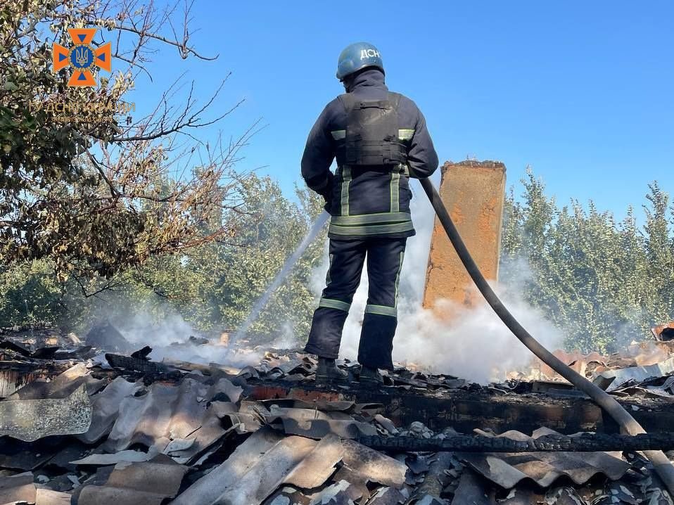 У Запорізькій області сапери ДСНС знешкодили залишки снарядів від РСЗВ “Ураган” і “Смерч”