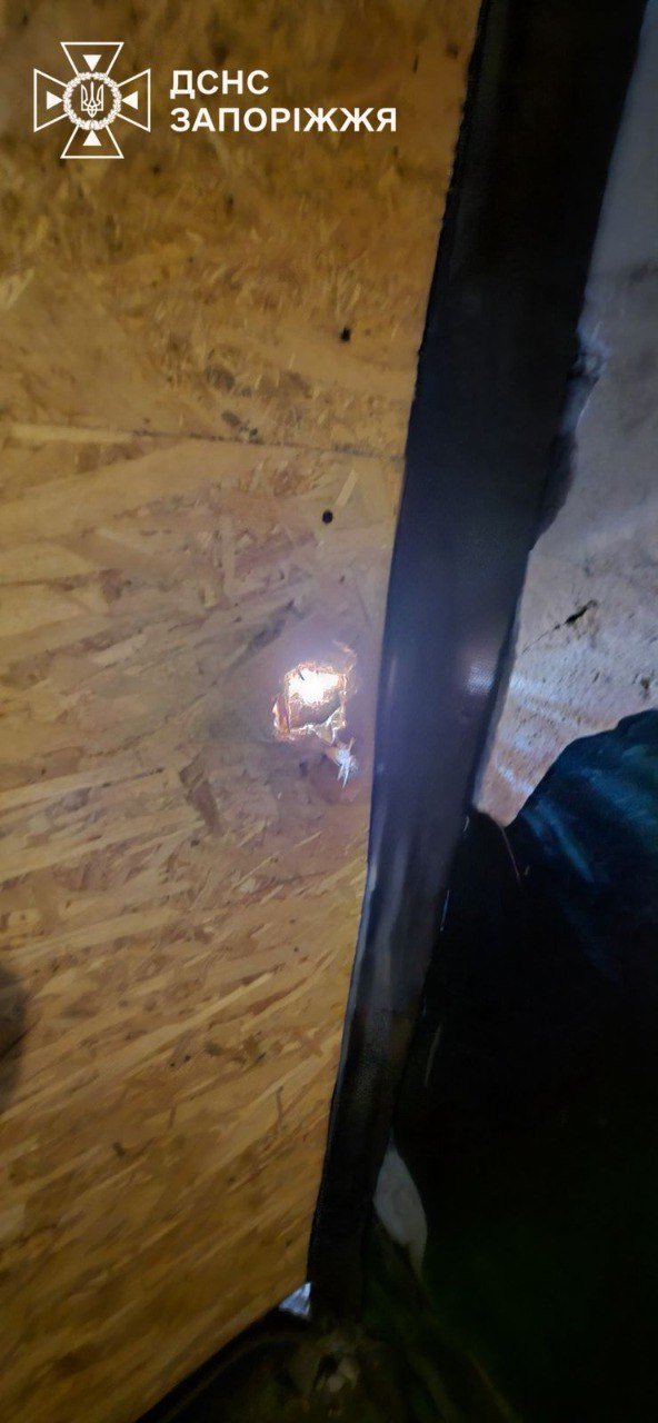 У Запорізькій області у результаті обстрілу пошкодило будівлю ДСНС