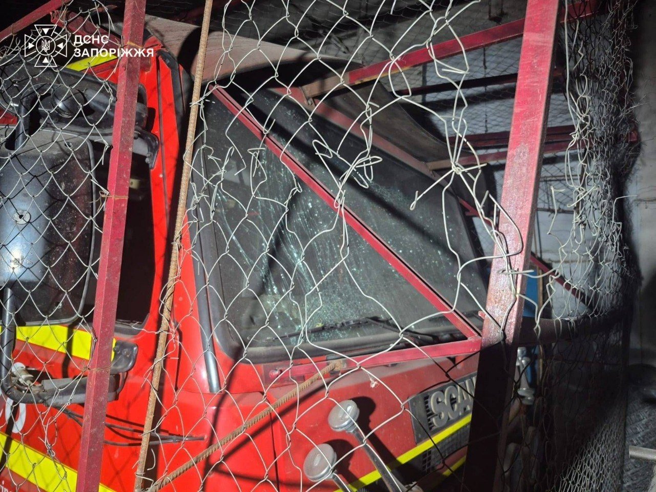 У Запорізькій області внаслідок авіаудару пошкоджено пожежно-рятувальну частину