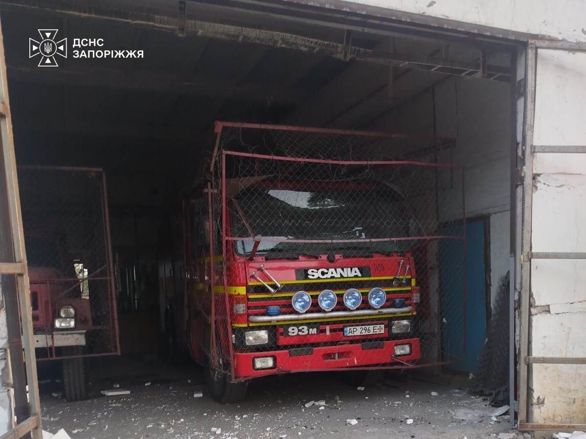 У Запорізькій області внаслідок авіаудару пошкоджено пожежно-рятувальну частину