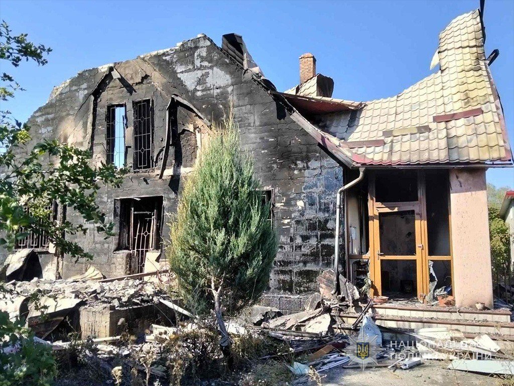 У Запорізькій області внаслідок атак ворога загинув літній чоловік, троє людей отримали поранення