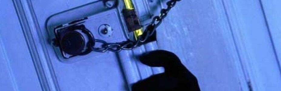 В Запорожье задержали подозреваемую в квартирной краже: у людей забрали даже продукты