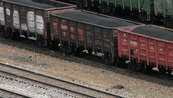 С комбината “Запорожсталь” принудительно взыщут 900 тысяч за простой грузовых поездов