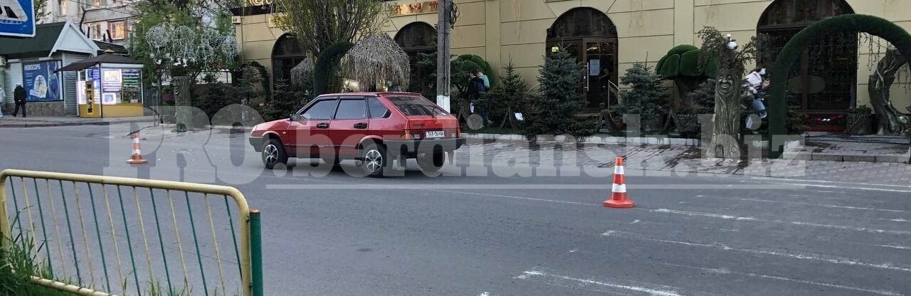 В Запорожской области автомобиль сбил женщину на пешеходном переходе