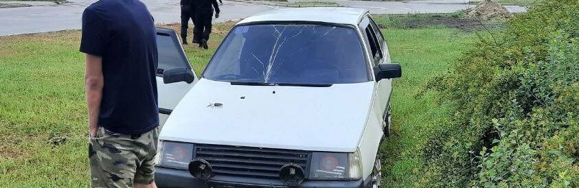 В Запорожье на Набережной пьяный водитель не справился с управлением авто и вылетел с дороги 