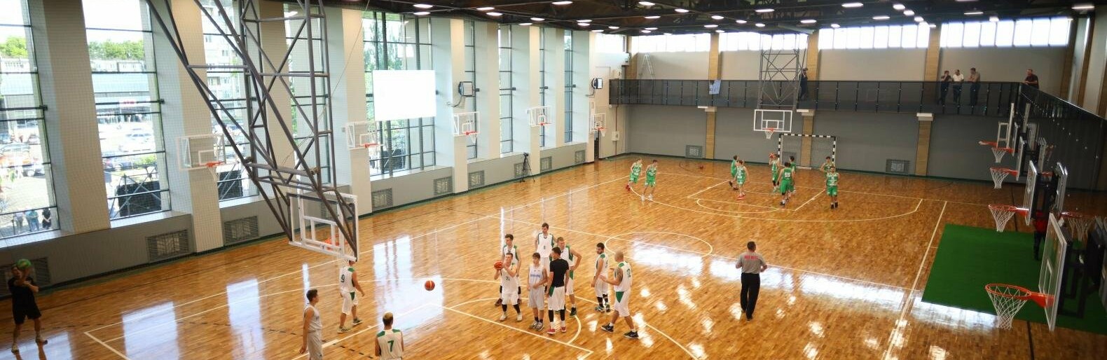 В Мелитополе после ремонта открыли современный спорткомплекс с хостелом, - ФОТО