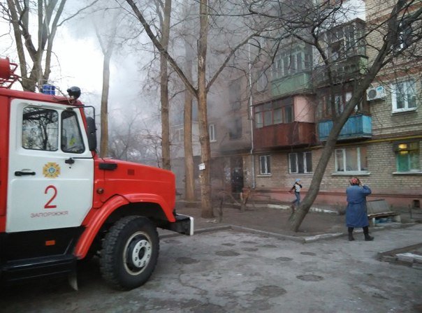 Как запорожские пожарные спасают людей (ФОТО, ВИДЕО) (фото) - фото 1